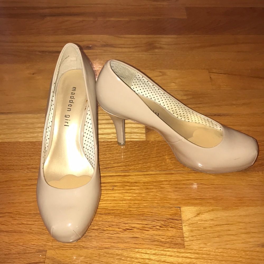 Madden Girl Nude Patent Pumps